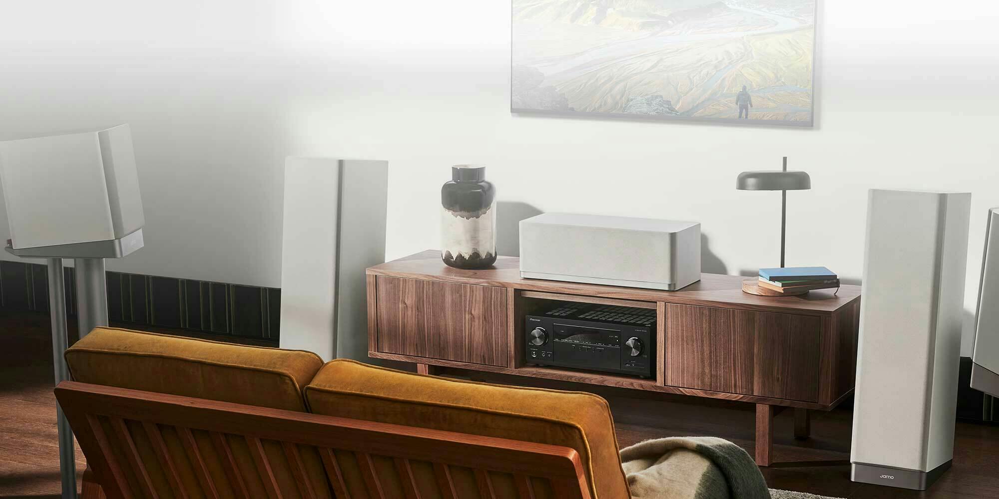 Studio7 Series In Living Room S7 27 FHCS Grey 2 2000x1000