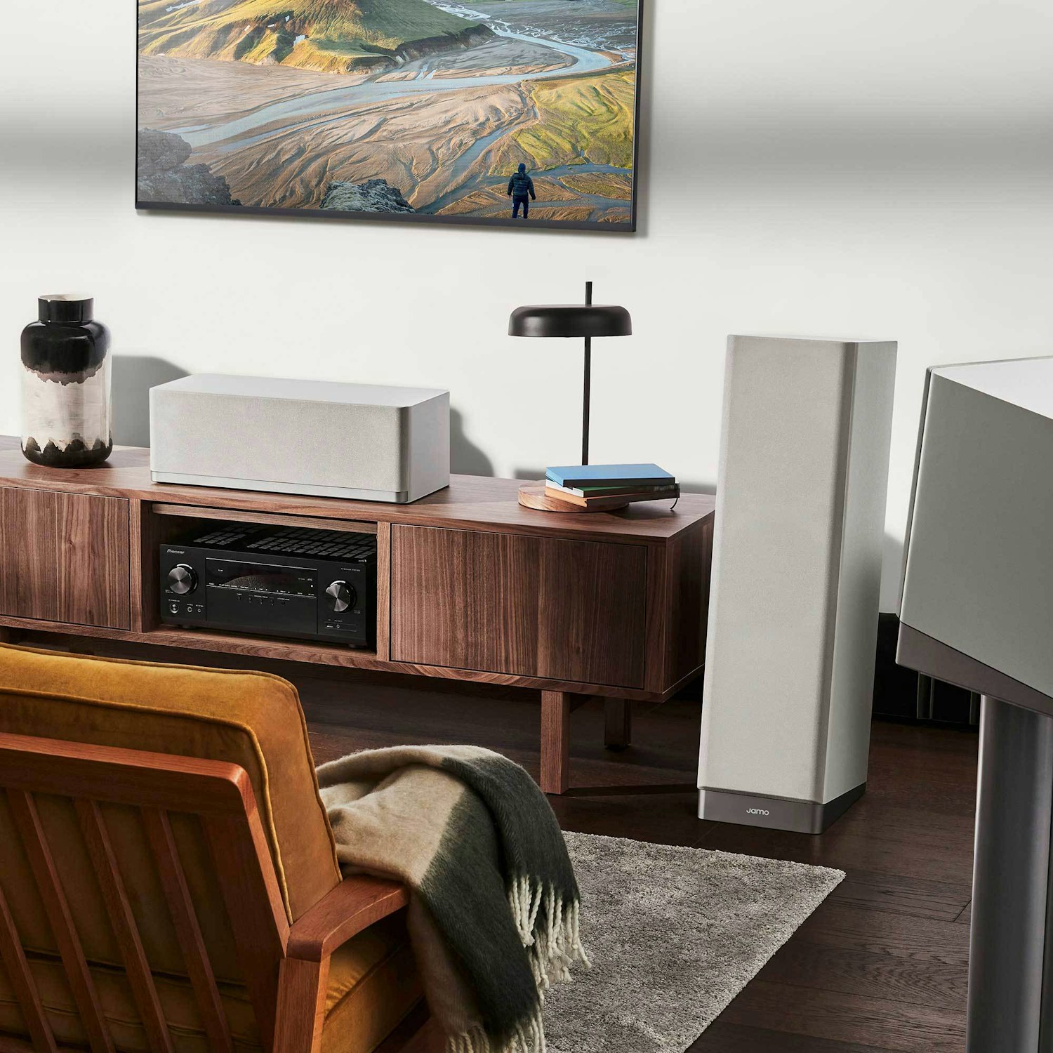 Studio7 Series In Living Room S7 27 FHCS Grey MOBILE