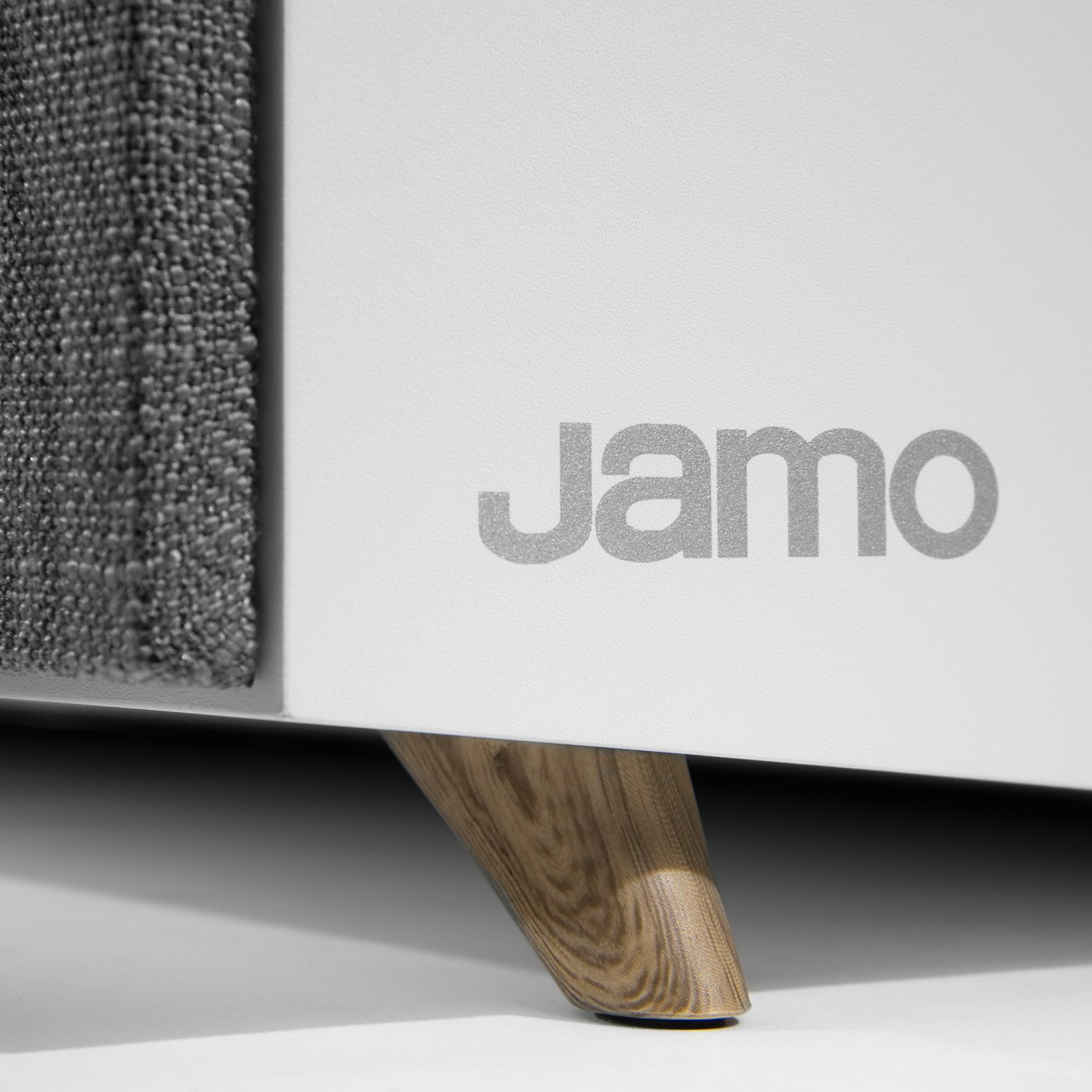 Jamo Studio 8 Landing Page 12