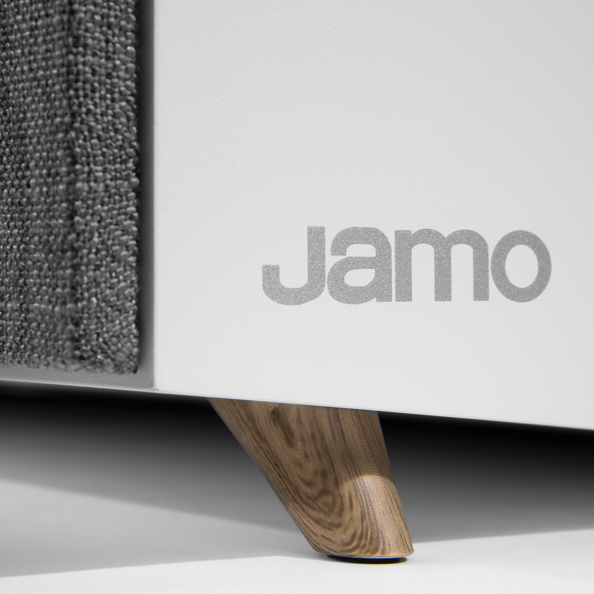 Jamo | S 83 CEN Center Channel Speaker